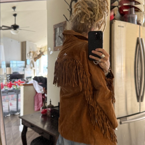 Vintage suede leather Brown Fringe Jacket - Picture 7 of 17